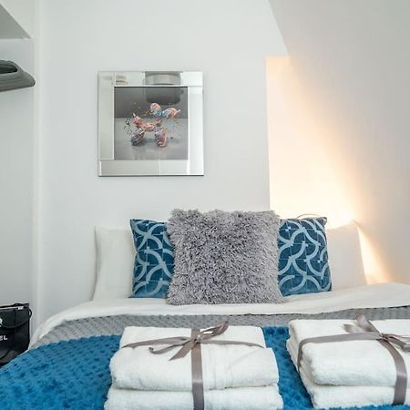 شقة Paddington Prime Tourist Entire 1 Bed Flat For 4 لندن المظهر الخارجي الصورة